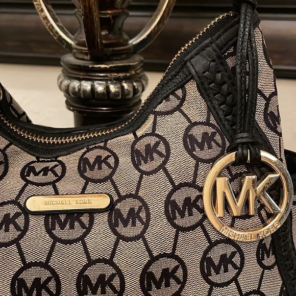 MICHAEL Michael Kors Black and Brown Logo Bag - Picture 8 of 16